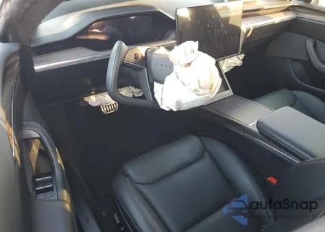 2022 Tesla Model S z USA, uszkodzony, nr VIN 5YJSA1E51NF463077